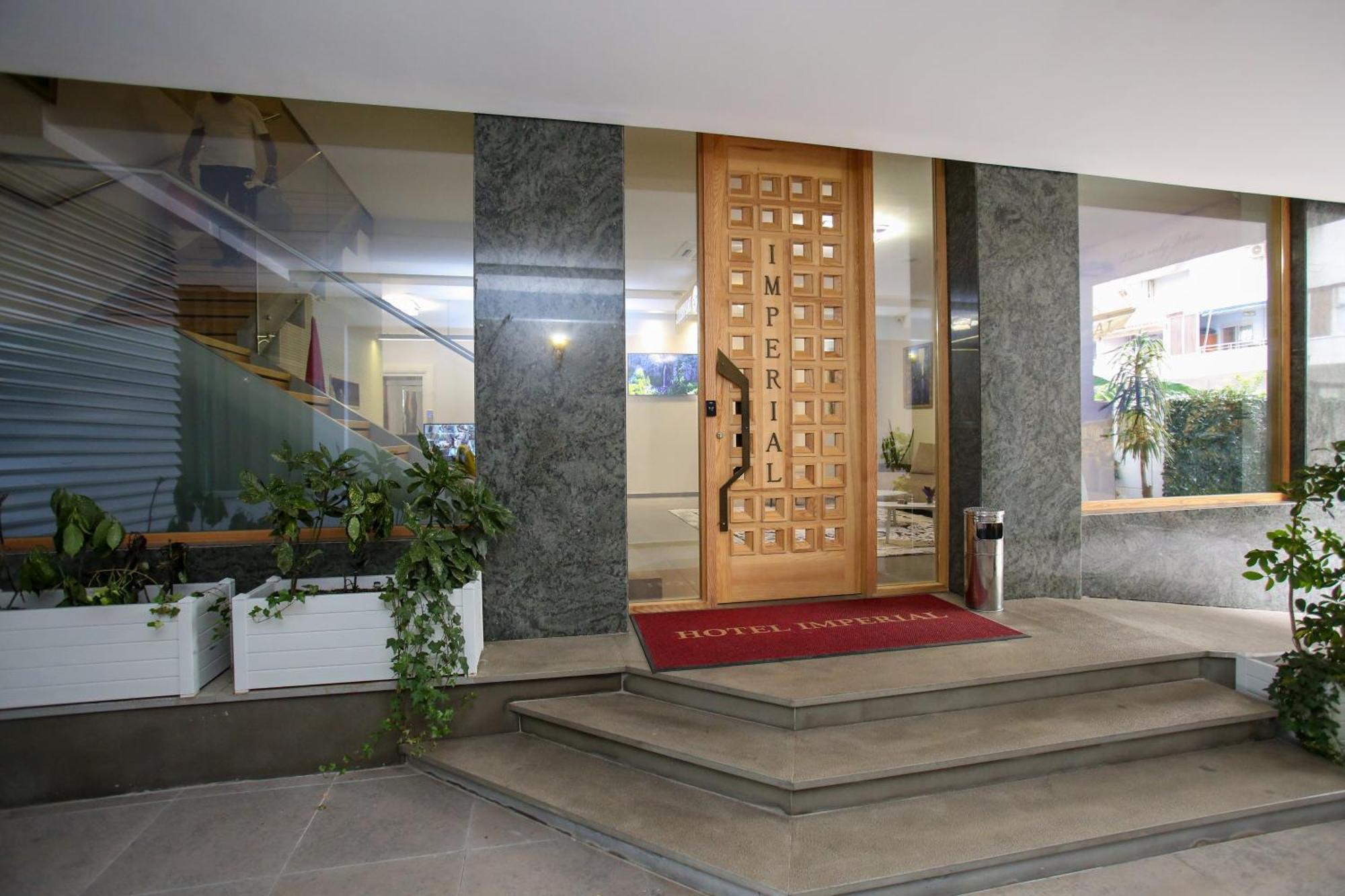 Hotel IMPERIAL Kanine Exterior foto